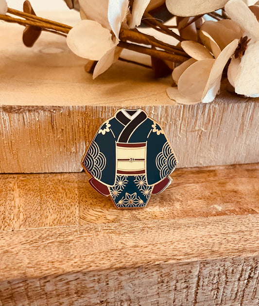 Kimono enamel pin