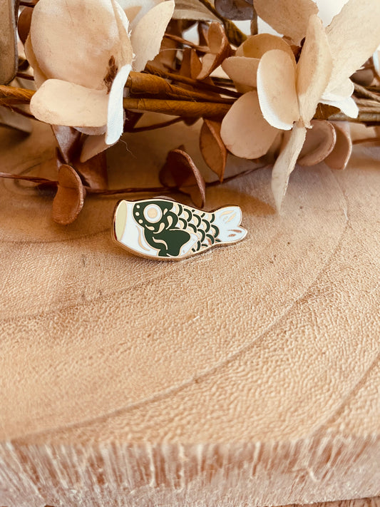 Black koinobori enamel pin