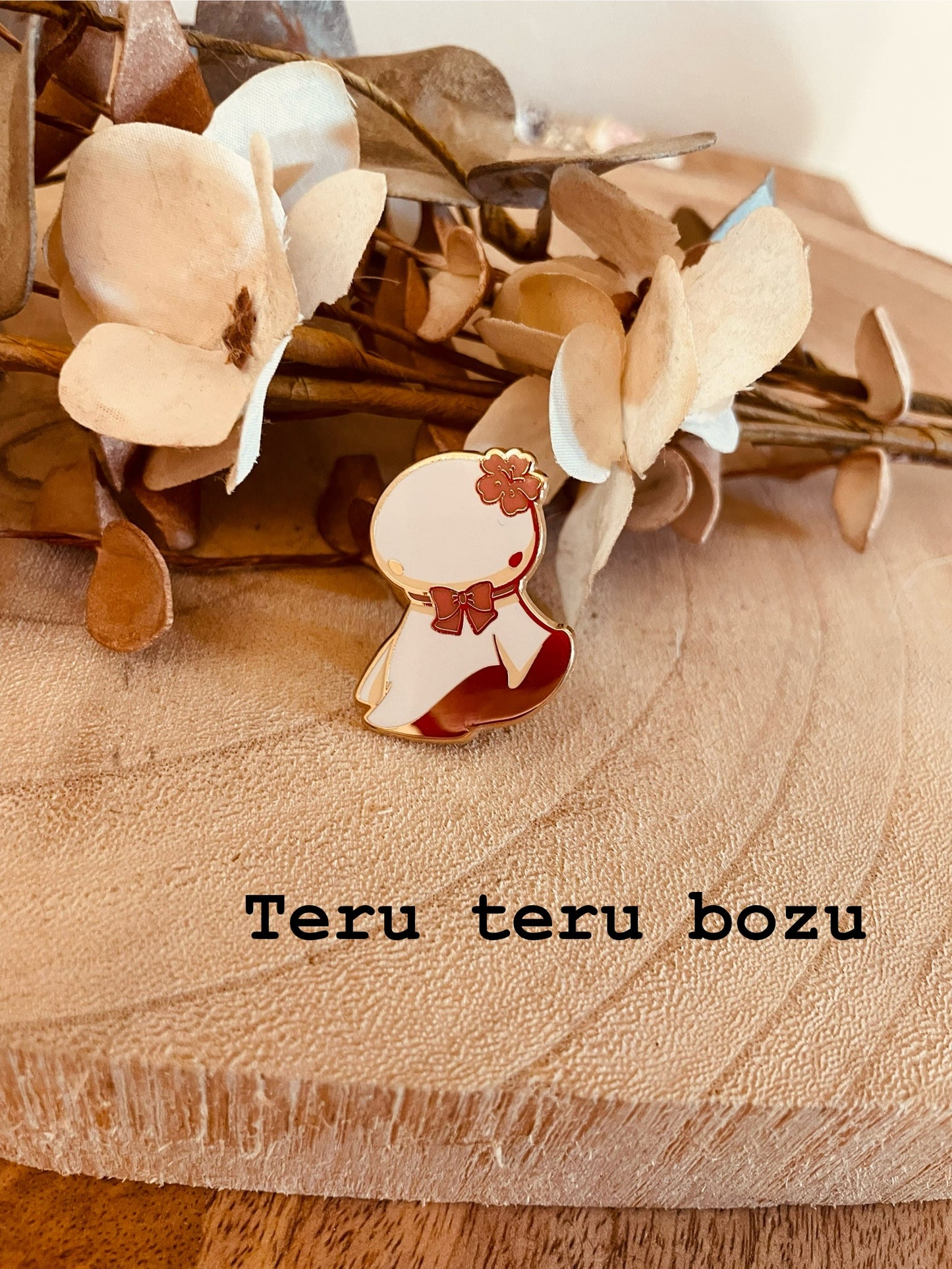 Bundle Gold Itabag + Passport cover +2 Enamel pin + 1 Prodotto omaggio