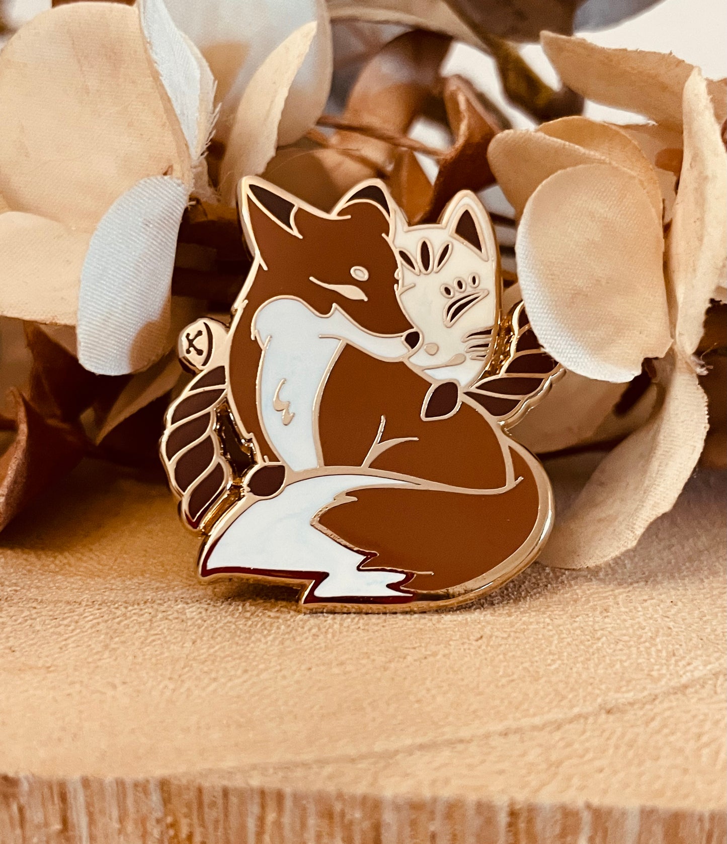 Volpe enamel pin